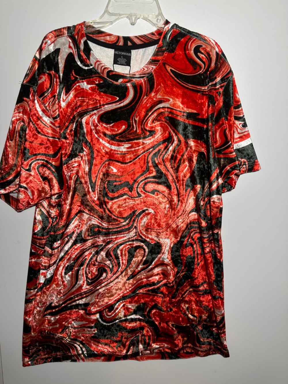 Victorious Red & Black Swirl Short-Sleeve Men's Tee